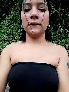 Luna_lovely_ naked stripping on cam for live sex video chat