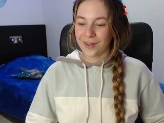 maite-19x naked in her Live Sex Chat