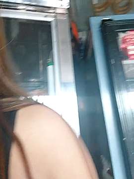 _mia_17 naked stripping on cam for live sex video chat