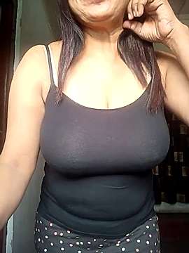 Naina-143 naked stripping on cam for live sex video chat