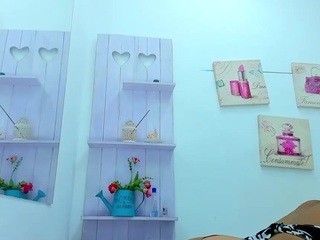 Nina, ♥ naked in her Live Sex Chat