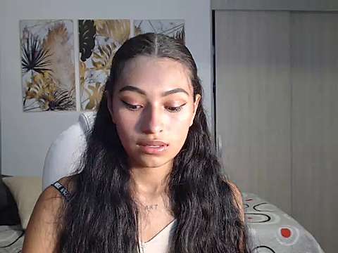 pocahontas_01 naked stripping on cam for live sex video chat