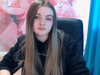 SofiaCoopery naked in her Live Sex Chat