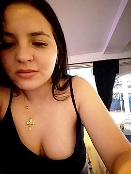 TaniaOrtiz naked stripping on cam for live sex video chat