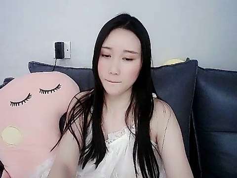 Taya-M naked stripping on cam for live sex video chat