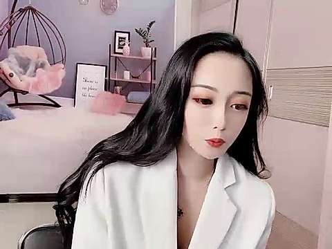 xiao-doudou naked stripping on cam for live sex video chat