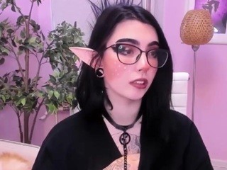 AudreyVibe naked in her Live Sex Chat