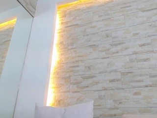 Casey-Hudson naked in her Live Sex Chat