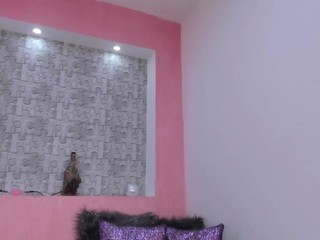 Crazydoll naked in her Live Sex Chat