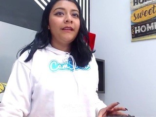 ?, ???? ? naked in her Live Sex Chat