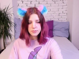 Lovle-Scink naked in her Live Sex Chat