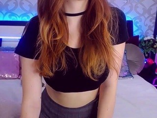 MaryRoseMi naked in her Live Sex Chat