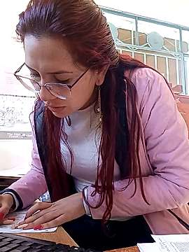 melanyhot16 naked stripping on cam for live sex video chat