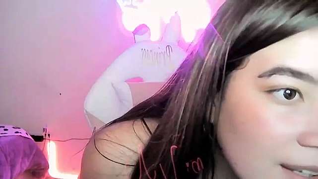 mianinni naked stripping on cam for live sex video chat