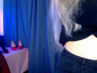 Nissamolly naked in her Live Sex Chat
