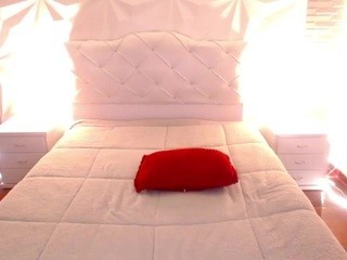 PearlShining naked in her Live Sex Chat