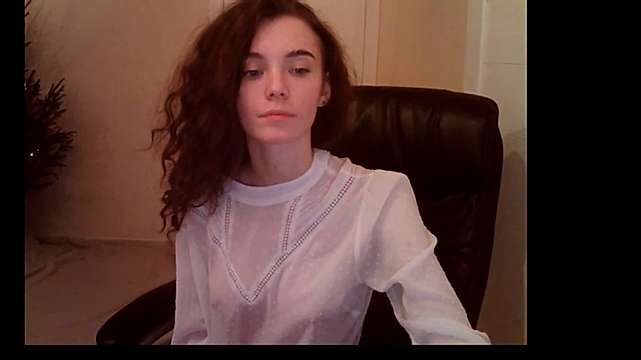PrettyScream1 naked stripping on cam for live sex video chat