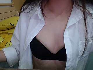 _Vineyard naked stripping on cam for live sex video chat