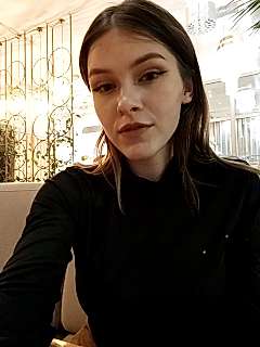 YeaCute naked stripping on cam for live sex video chat