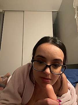lolaetudiante naked stripping on cam for live sex video chat