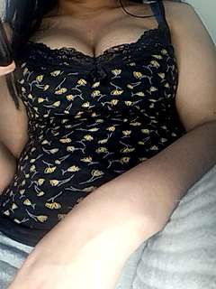 sooumia naked stripping on cam for live sex video chat