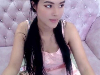 Tiffanygrey naked in her Live Sex Chat