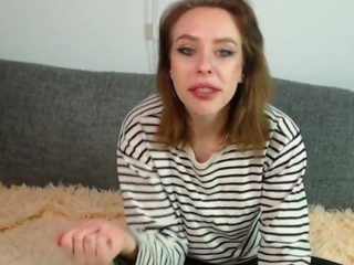 AuroraDouglas naked in her Live Sex Chat