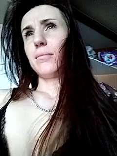 BridgetFox naked stripping on cam for live sex video chat