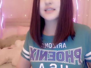 GummiBun naked in her Live Sex Chat