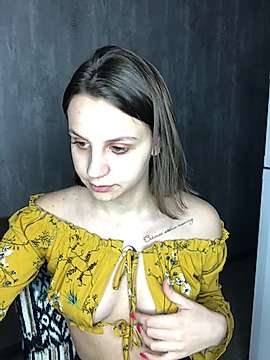Hoty_Ameli naked stripping on cam for live sex video chat