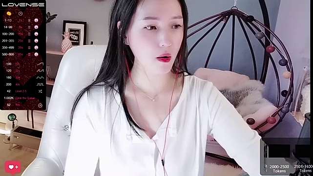 JXWANWAN naked stripping on cam for live sex video chat