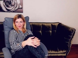 LeyaSilver naked in her Live Sex Chat