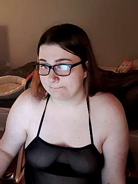 SexyYoungMilf01 naked stripping on cam for live sex video chat