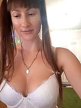 SmileEva naked stripping on cam for live sex video chat