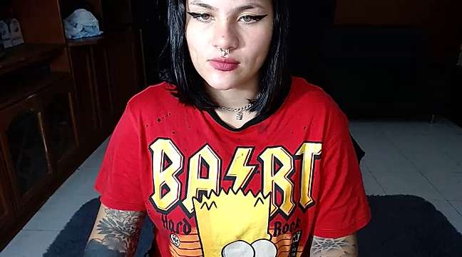 Tifanny_Rousse naked stripping on cam for live sex video chat