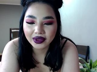 YasuLei naked in her Live Sex Chat