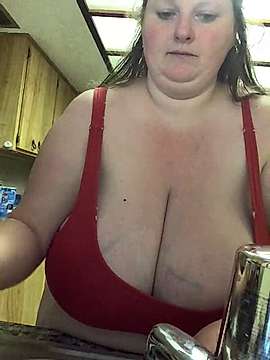 BustyBrandy420 naked stripping on cam for live sex video chat