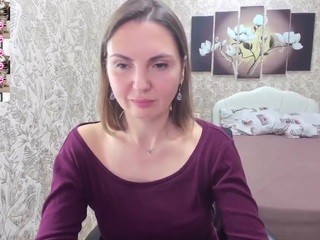 JanetHoney naked in her Live Sex Chat