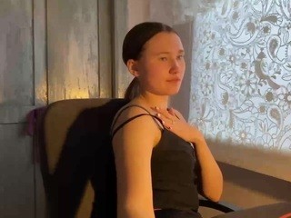 Kelly-Devine naked in her Live Sex Chat