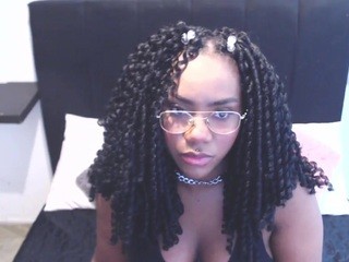 PAULETTE-MULLER naked in her Live Sex Chat