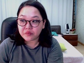 SarahDean naked in her Live Sex Chat