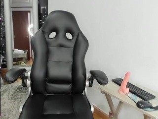sofies-cobar naked in her Live Sex Chat