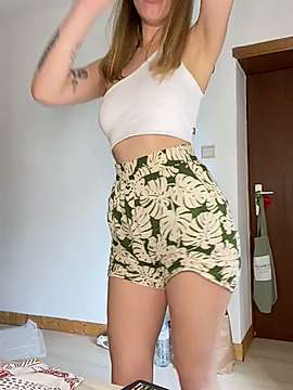 _sweet_mila_ naked stripping on cam for live sex video chat