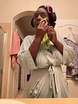 blackbeauty79 naked stripping on cam for live sex video chat