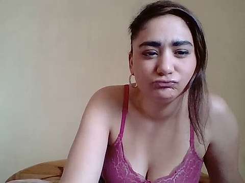 Dyta naked stripping on cam for live sex video chat