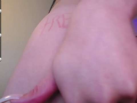 Emmy_sanderss naked stripping on cam for live sex video chat