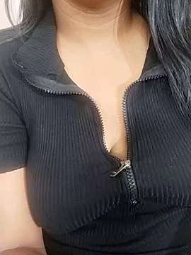 Shakilaa_Roy naked stripping on cam for live sex video chat