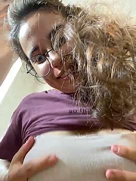 sweet_smile0 naked stripping on cam for live sex video chat