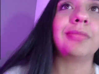 annie-Rodriiguez naked in her Live Sex Chat