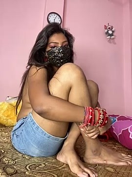 LoyalRiver naked stripping on cam for live sex video chat